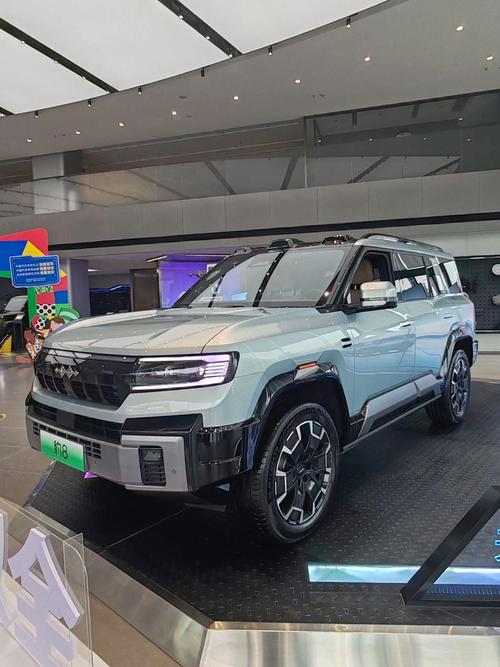 惠州321比亚迪方程豹硬派越野的爆款，英菲尼迪35周年与你共成长